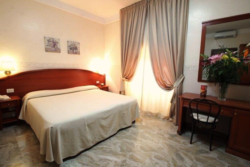 Hotel Orazia Рим Екстер'єр фото