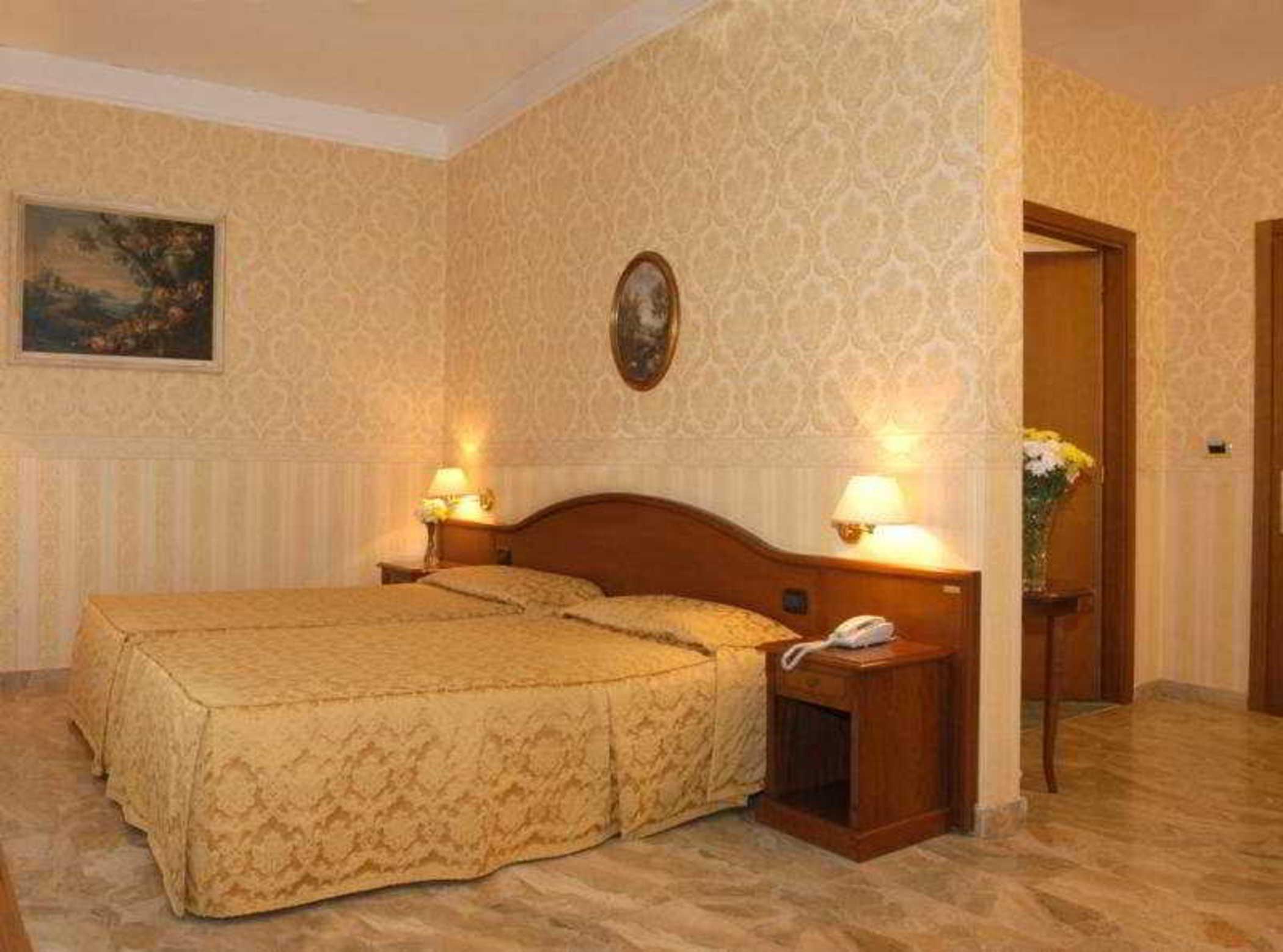 Hotel Orazia Рим Екстер'єр фото