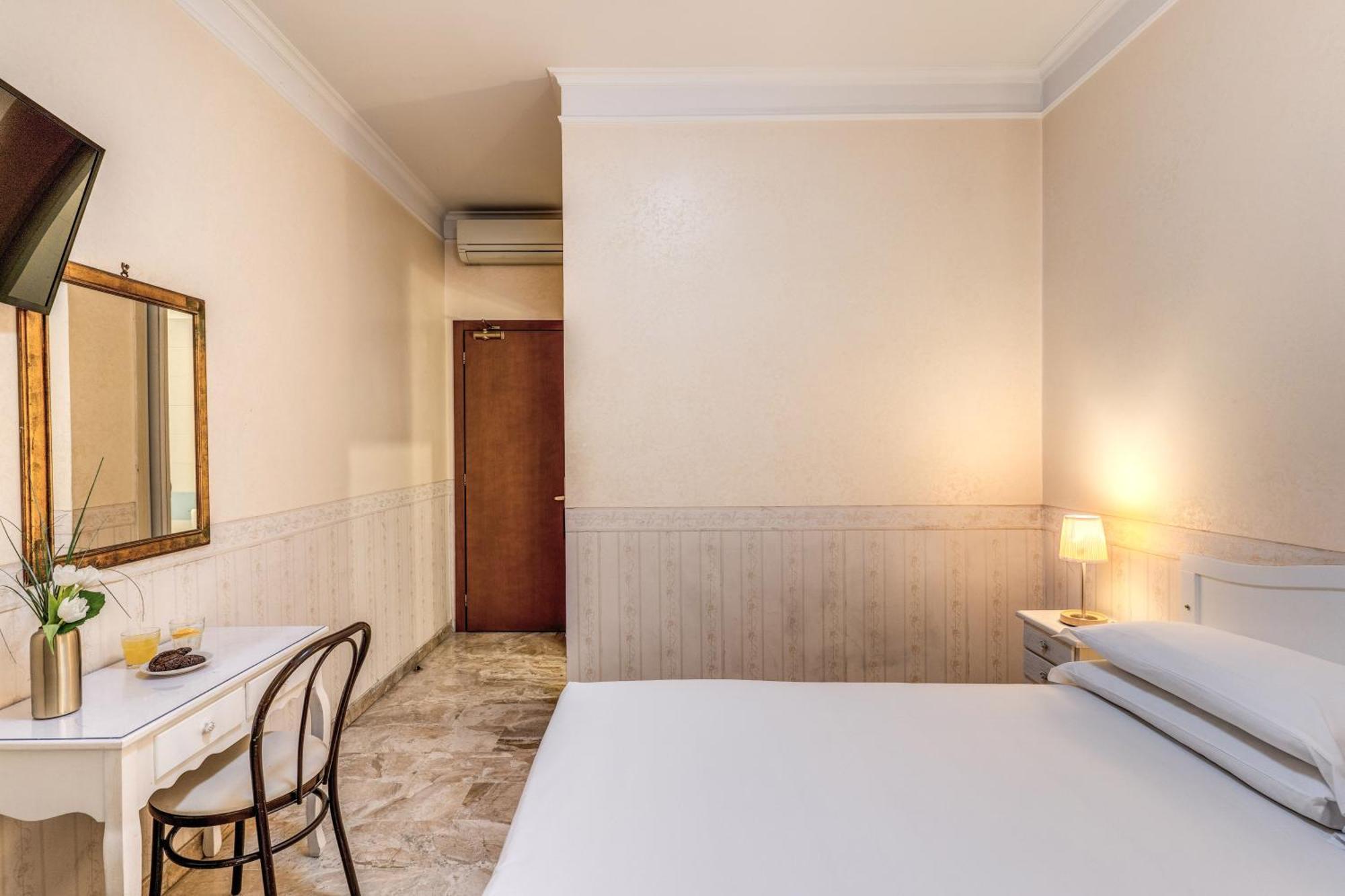 Hotel Orazia Рим Екстер'єр фото