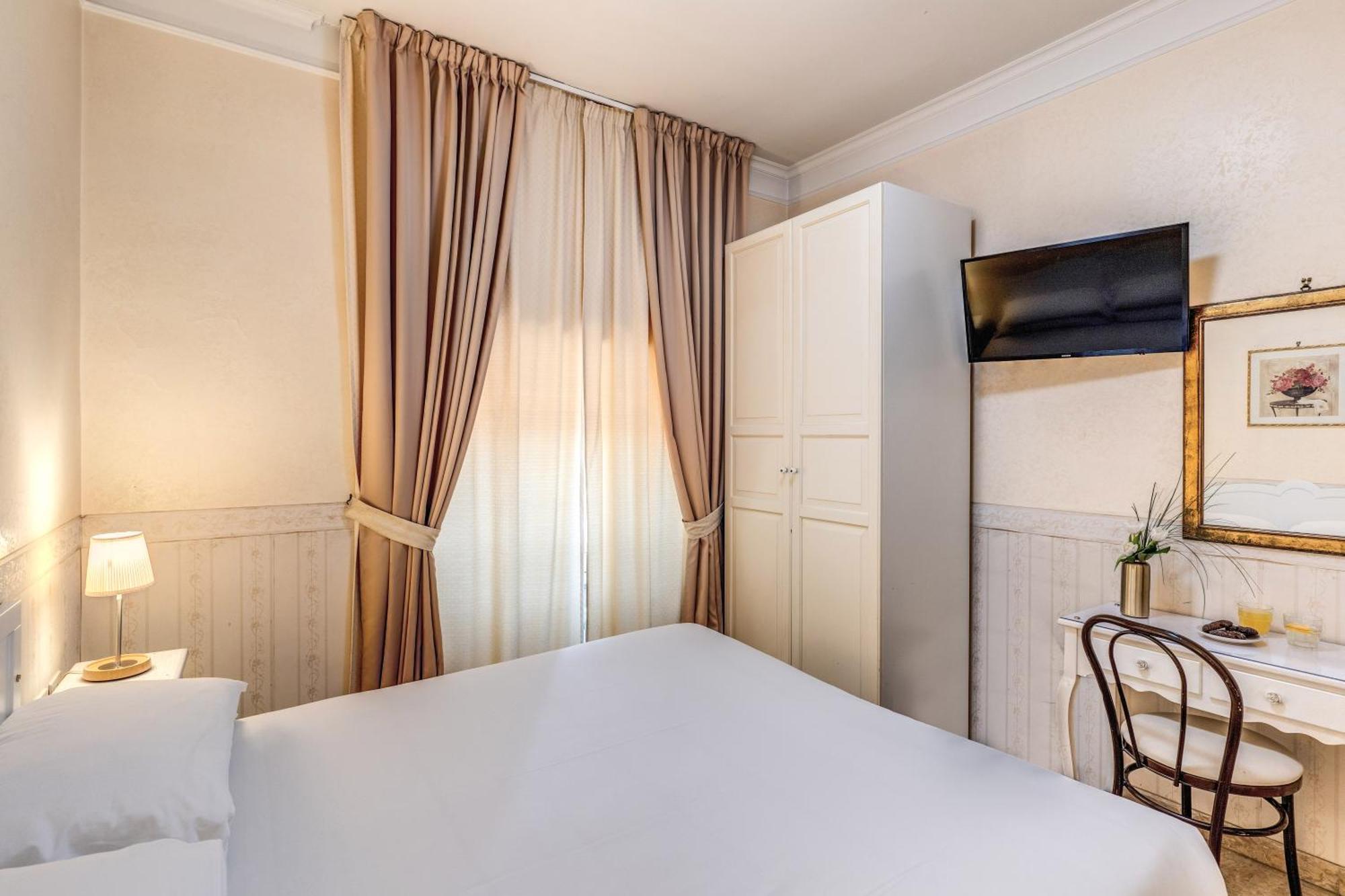 Hotel Orazia Рим Екстер'єр фото